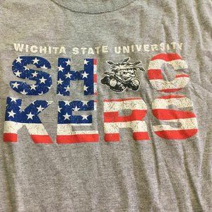 #28 SHOCKERS Wichita State University Gray T-Shirt Size XL honduras champions